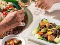 Bạn muốn tìm khách sạn tại Bãi Cháy ?